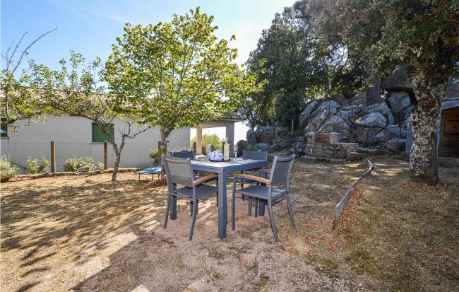 Beautiful home in Porto Vecchio with WiFi and 3 Bedrooms Images_4