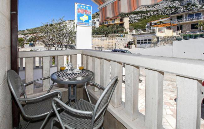 Awesome apartment in Tuepi with WiFi Images_2