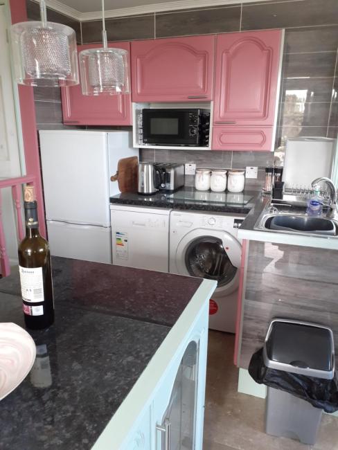 Distant Lights Images_4