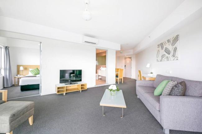 Sea Panorama from the 17th Floor near Esplanade Images_3