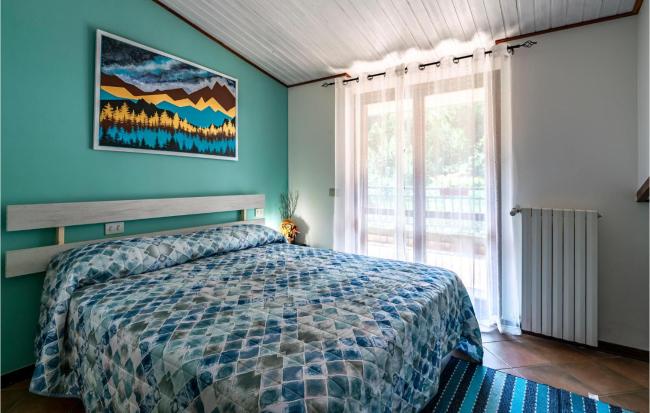 Awesome apartment in Fano Adriano with WiFi and 2 Bedrooms Images_5