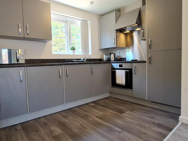 Pass the Keys Modern Well Located New Build Apartment Images_5