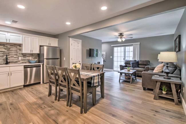 Pet-Friendly Abode, Walk to Table Rock Lake! Images_5