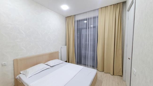 Apartment 122 Images_4