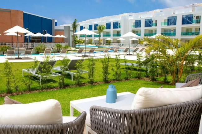 Ground Floor and Pool Front Condo at Cana Rock Images_2