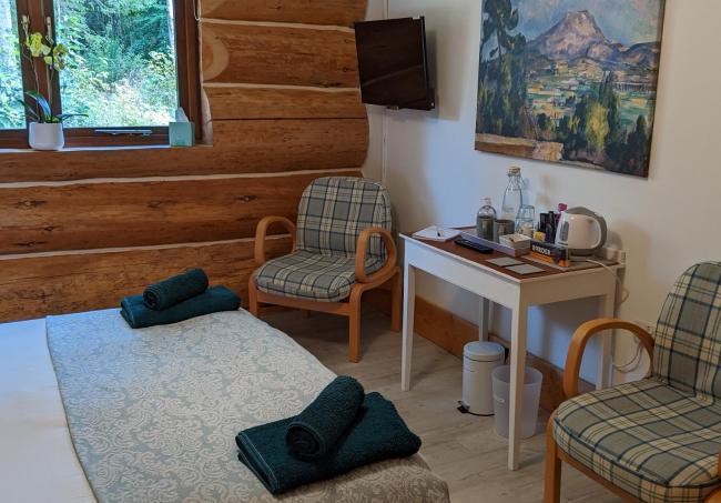 Owl Lodge Bed & Breakfast Images_2