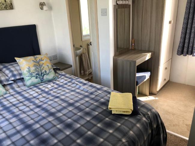 Caravan 27, Dornoch Caravan Park, Pitgrudy Images_4
