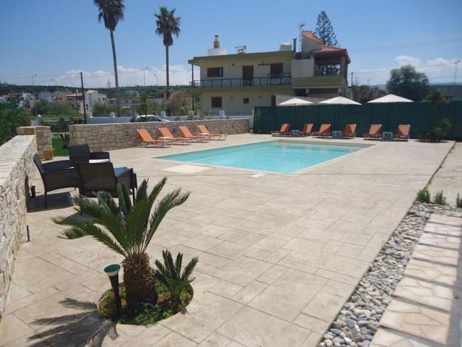 Apartment With Sea View and Swimming Pool Images_4