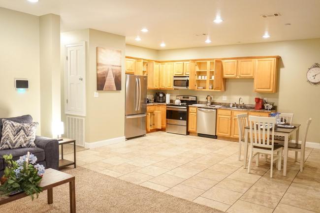 Moss Point Haven, 4TVs, 3 Beds 2 Baths, Balcony -A- Images_4