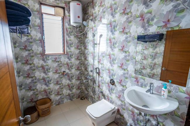 Travalong Yahvi - 6 BHK Lakefront Pool Villa Images_2