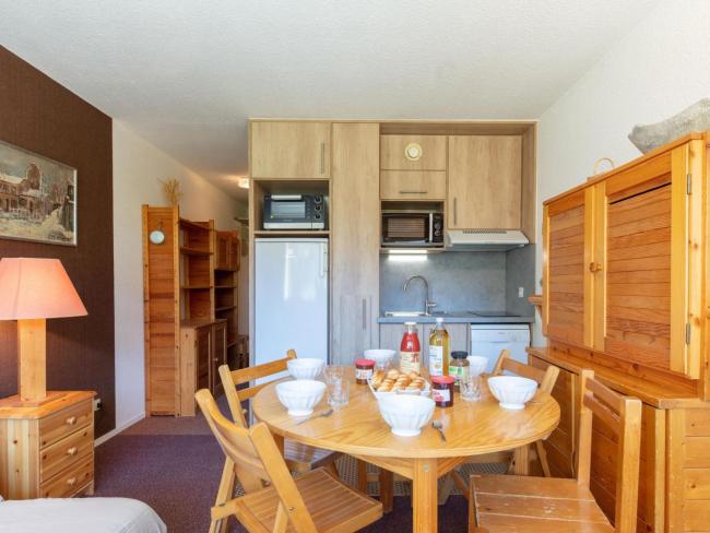 Apartment Asters 1204 batiment B4 by Interhome Images_1