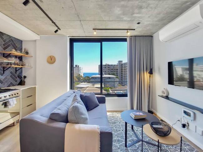 Sunny,bright,secure- Promenade apartment with Wifi Images_1