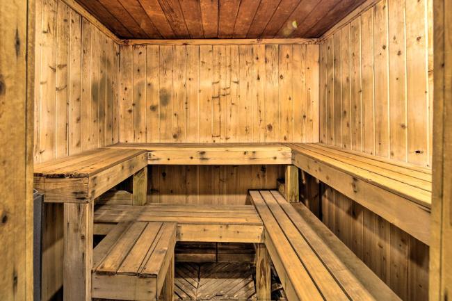 Cozy Stowe Condo with Amenities Less Than 6 Mi to Slopes! Images_4