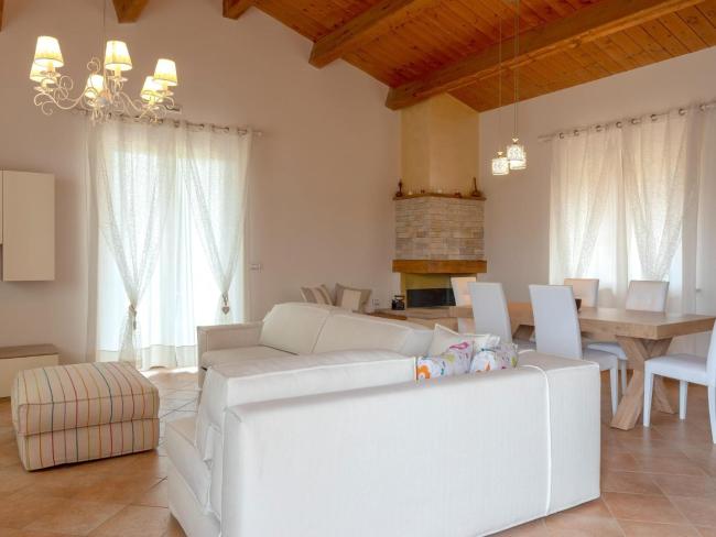 Modern Villa with swimming pool in Spello Images_3