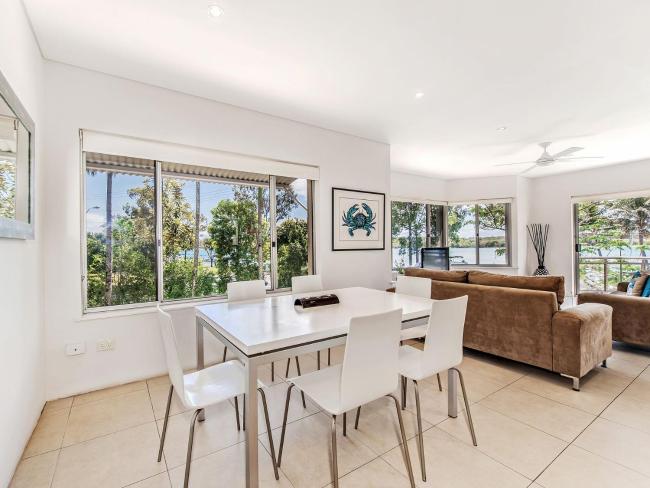 2 Aarons Villa Images_4