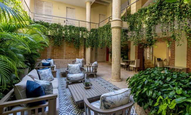 Room in Guest room - Cc-4 Double Room In Getsemani With Breakfast And Pool Images_3