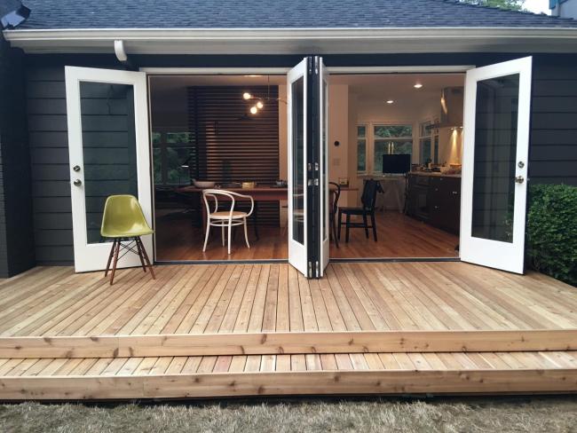 Open Layout with Patio! Cozy 2BR by the UW Arboretum home Images_2