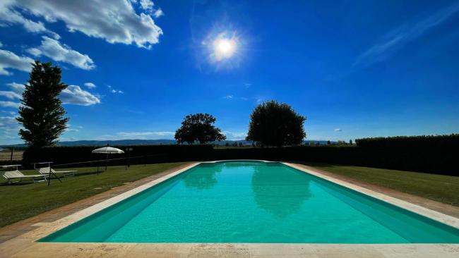 Spello By The Pool - Sleeps 11 with large private pool, meditation park - exc Images_3