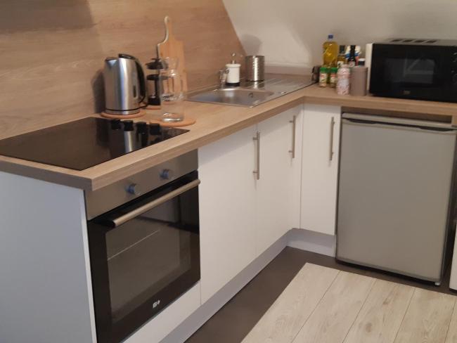 Elbeuf studio combles chambre séparée wifi Sweet Home Images_5