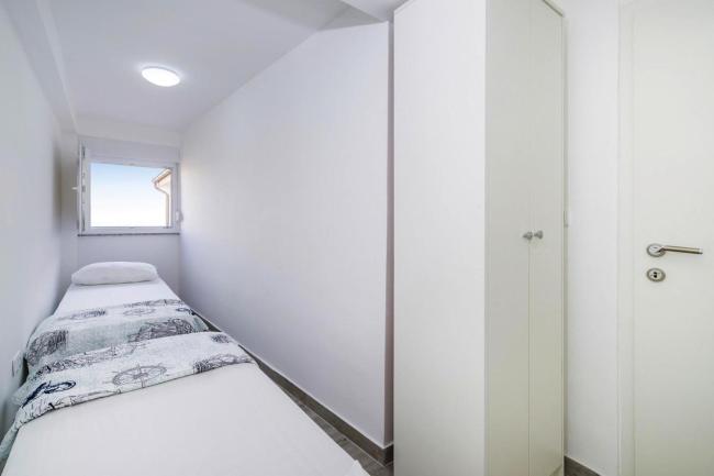 Apartment in Sveti Petar with balcony and seaview, at the beach Images_4