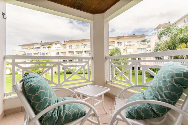 Completo em condomínio com acesso a Lagoa #LA10 Images_5