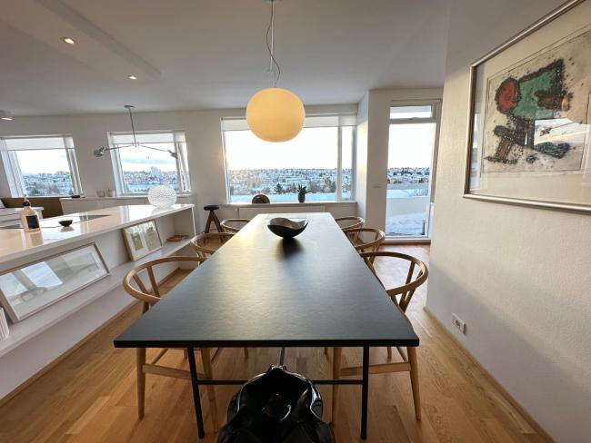 Modern and centrally located 3bedr apartment in Reykjavik Images_3