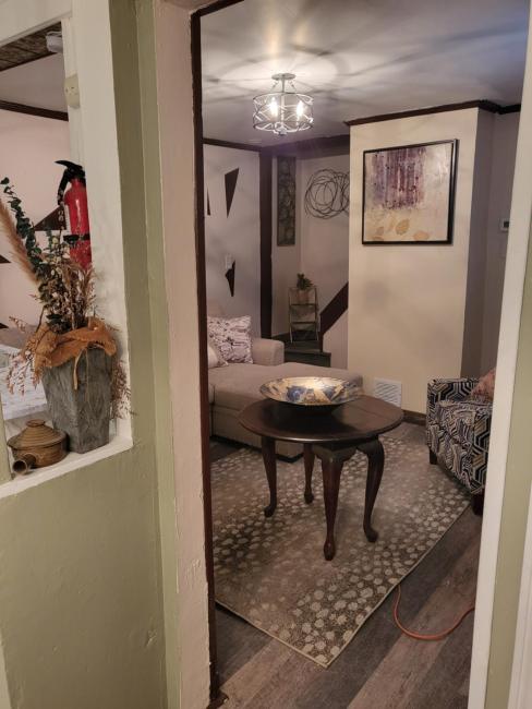 A.C's honeycomb hide-out Images_2