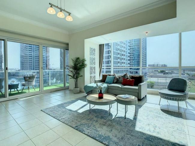 Key View - C Lake View, JLT Images_1