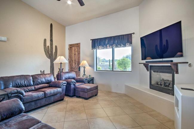 Cozy Mtn-View Vail Home with Heated Pool! Images_2