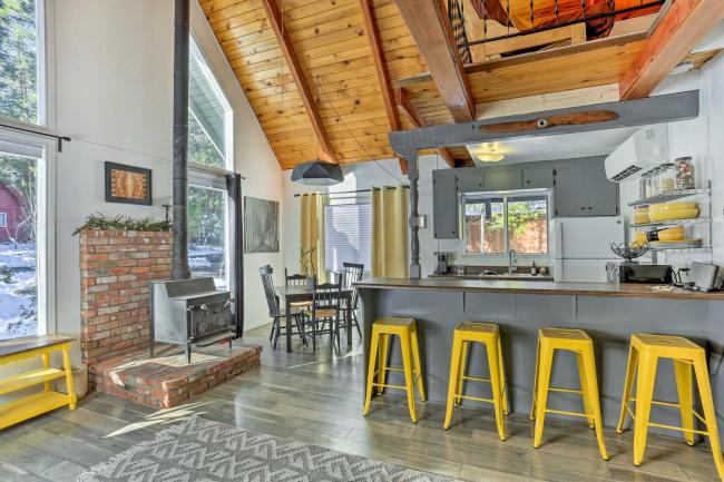 Modern A-Frame Cabin Less Than 2 Mi to Trinity Lake! Images_3