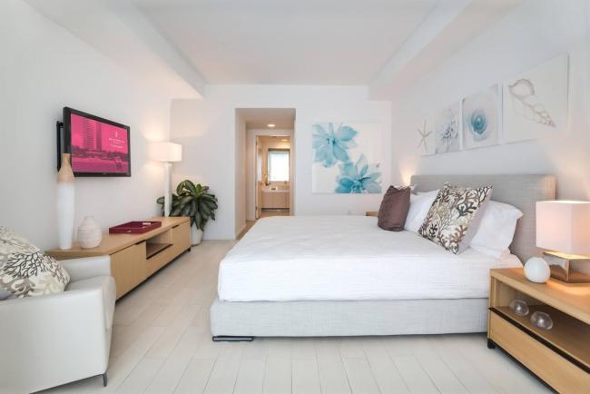 Stunning 1 Bedroom Bay Front Apt w/ Breathless View 1909A Images_3