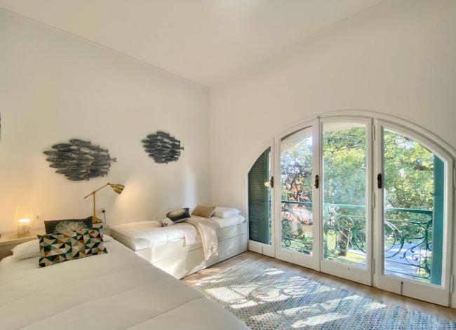 CasaViva-Stylish Trilo with AC-shared pool-parking Images_4