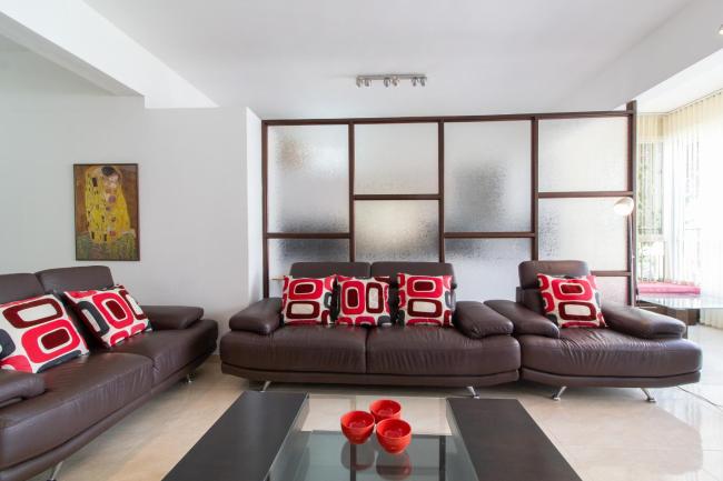 Bright 3BR in the Beating Heart of TLV by FeelHome Images_1