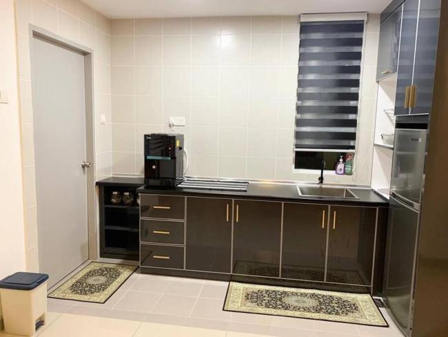 COASTAL INN Images_1