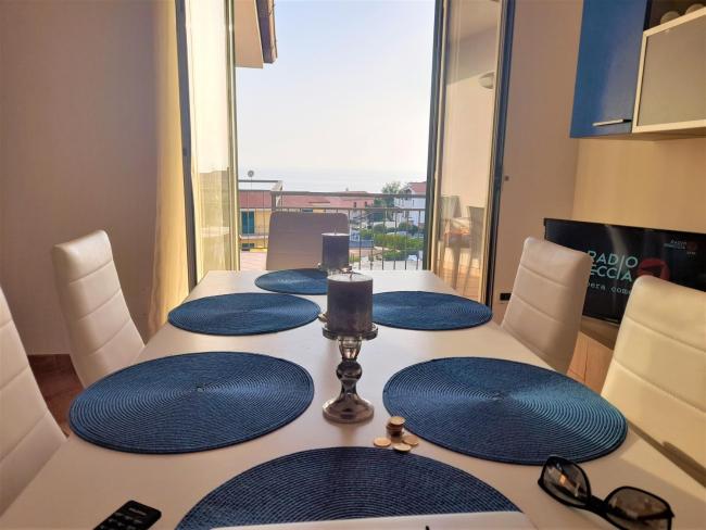 A charming apartment for 6 persons with a swimming pool Images_3