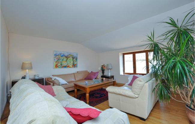 Awesome home in Saint-Jeannet with WiFi and 3 Bedrooms Images_1