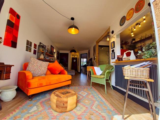 Pass the Keys Oasis Escape Central Gorgeous Images_2