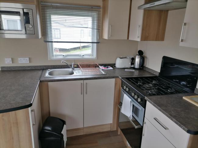 A Natural Haven - sleeps 8, 2 min walk to nature reserve Images_2
