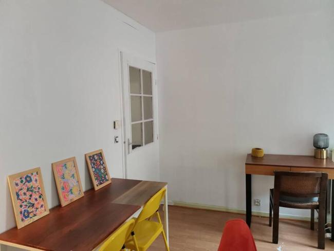 Studio chaleureux et confortable Images_2