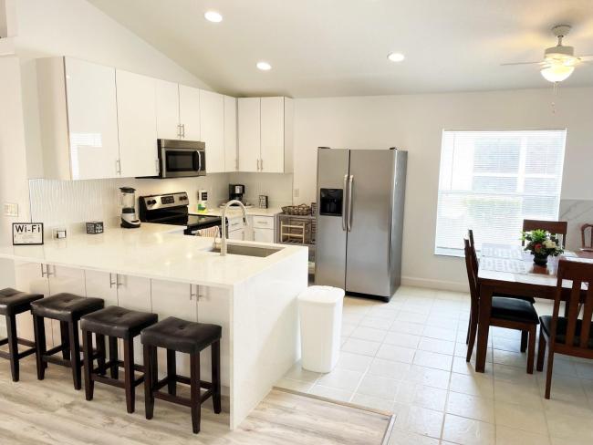 LWP133HP 4 beds 8 guests Pool home Images_4