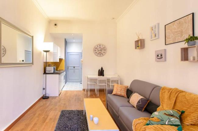 L22 Studio Jean-Médecin 3 mins to the beach AC & WIFI Images_5