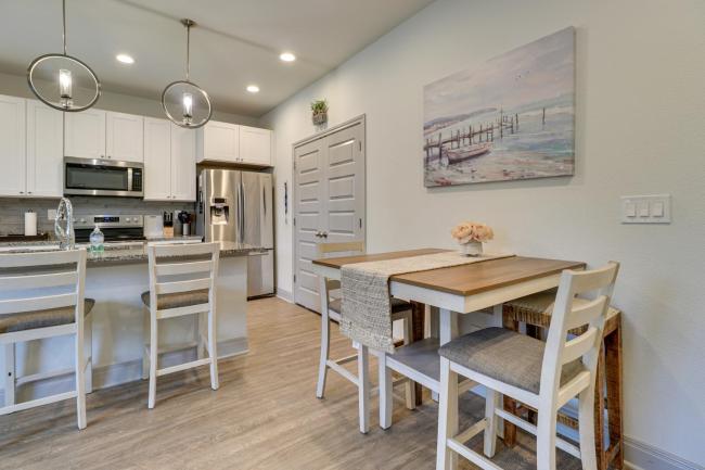 Mod Point Venture Townhome with Patio and Boat Launch! Images_5