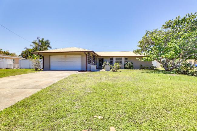 Sarasota House with Private Pool - 4 Mi to Beach! Images_2