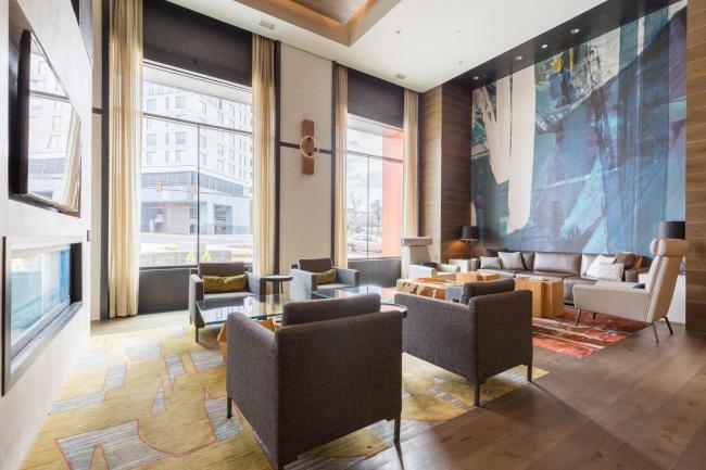 Modern 1BR Near Microsoft HQ + Parking + Pets OK Images_1