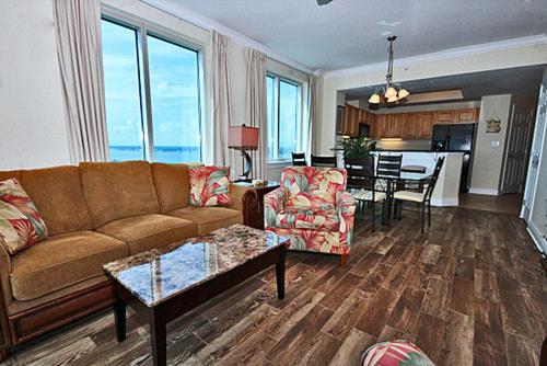 Crystal Tower 1509 by ALBVR - Luxurious 15th Floor Condo with Breathtaking Views Images_2