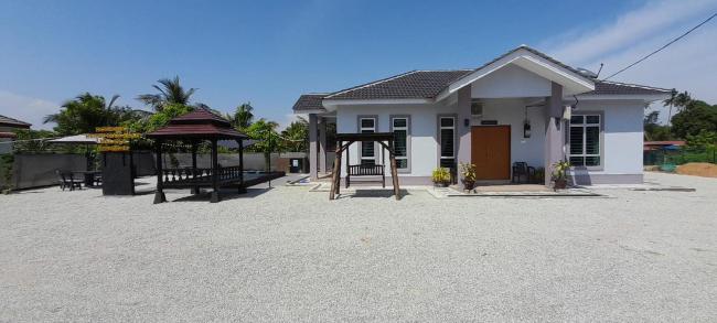 Homestay Restu Mak Abah Private Pool Melaka Images_1