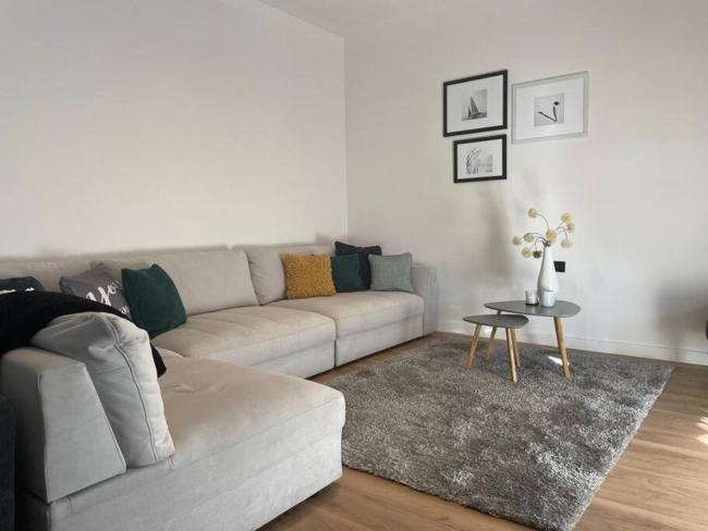 Udoban ,dvosobni apartman,106m2! Images_5