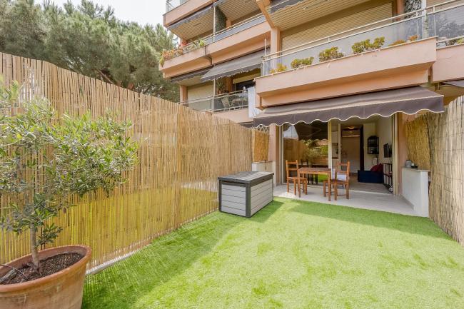 Lemon Tree in the Garden - Studio Apartment Images_1