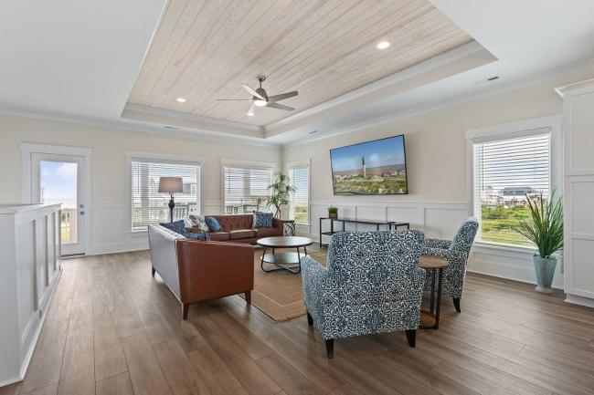 A Wave From It All Images_5