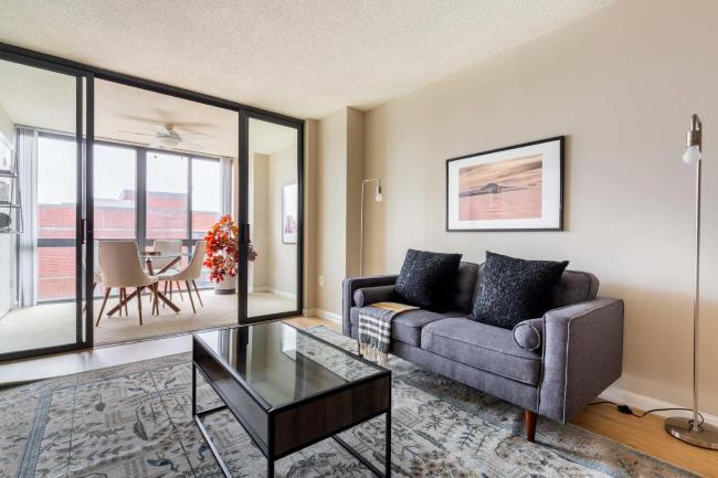 Charming Arlington 1BR Apt wGym 5mi to Dtwn DC Images_2